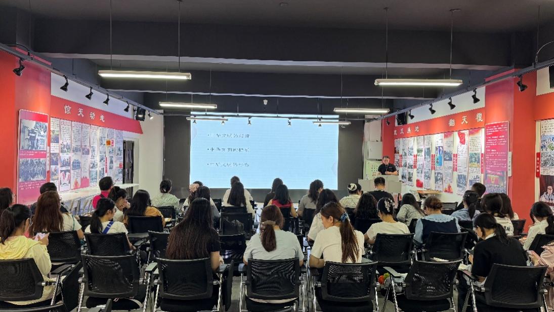 为学的文明自觉和文化自信 ——OK138太阳集团成功举办“第二个结合”专家讲座